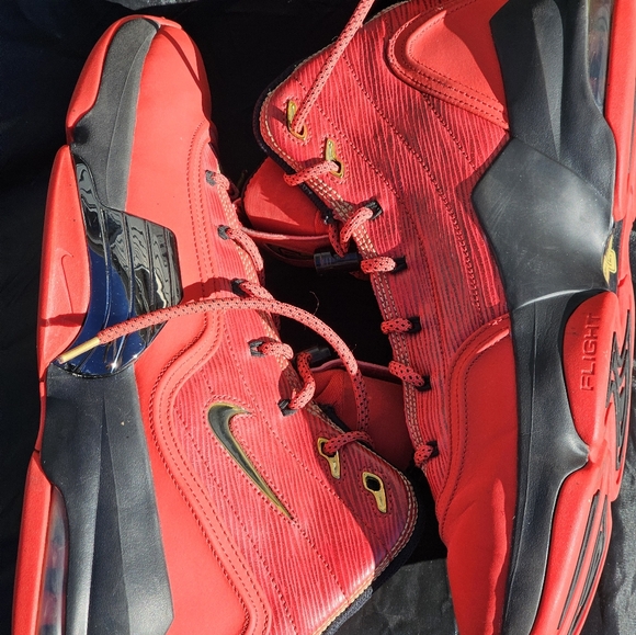 Nike Shoes Mens Size US 11 Basketball Flight Pippen Sneakers Red 705065-610 - Picture 2 of 8